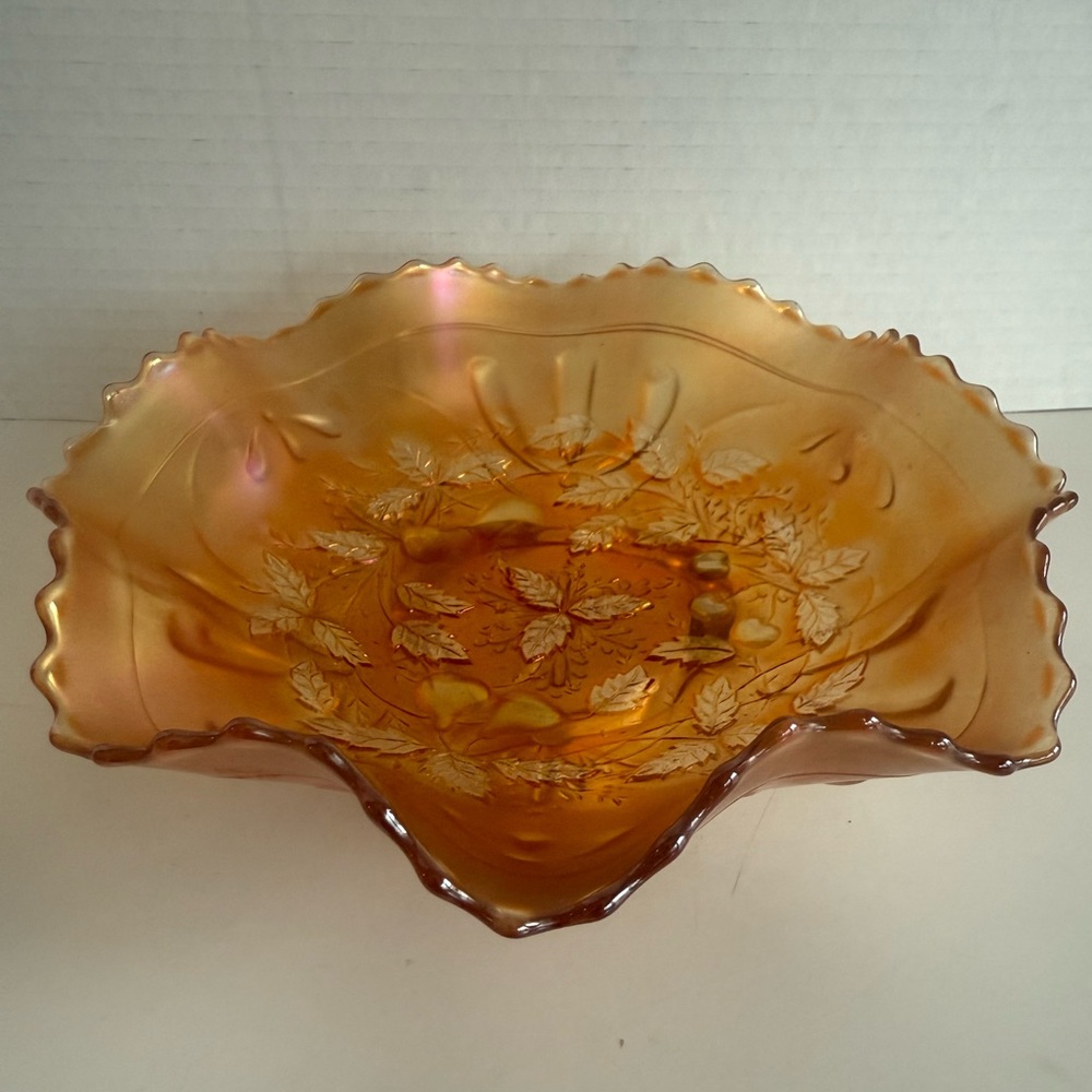 VTG Marigold Carnival Glass Ruffle - Edge 3 Foot Leaves + 3 Fruit Display Bowl
